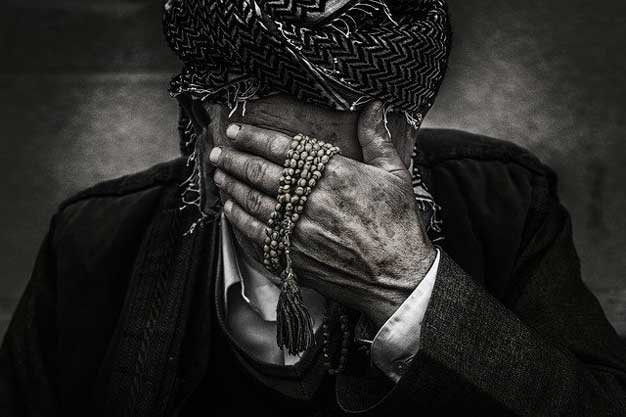 Utanç duymak… Utanmak… Utandırmak… Ayıp…